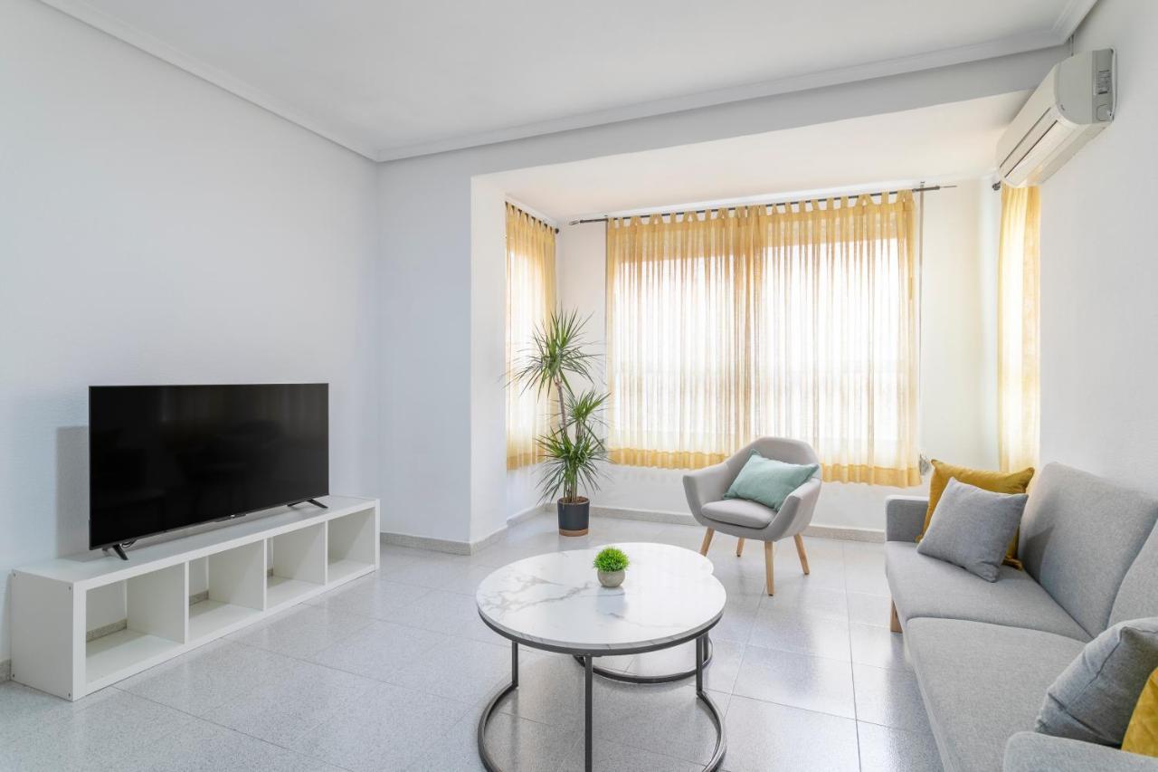 Apartment Las Cigarreras Alicante Bagian luar foto