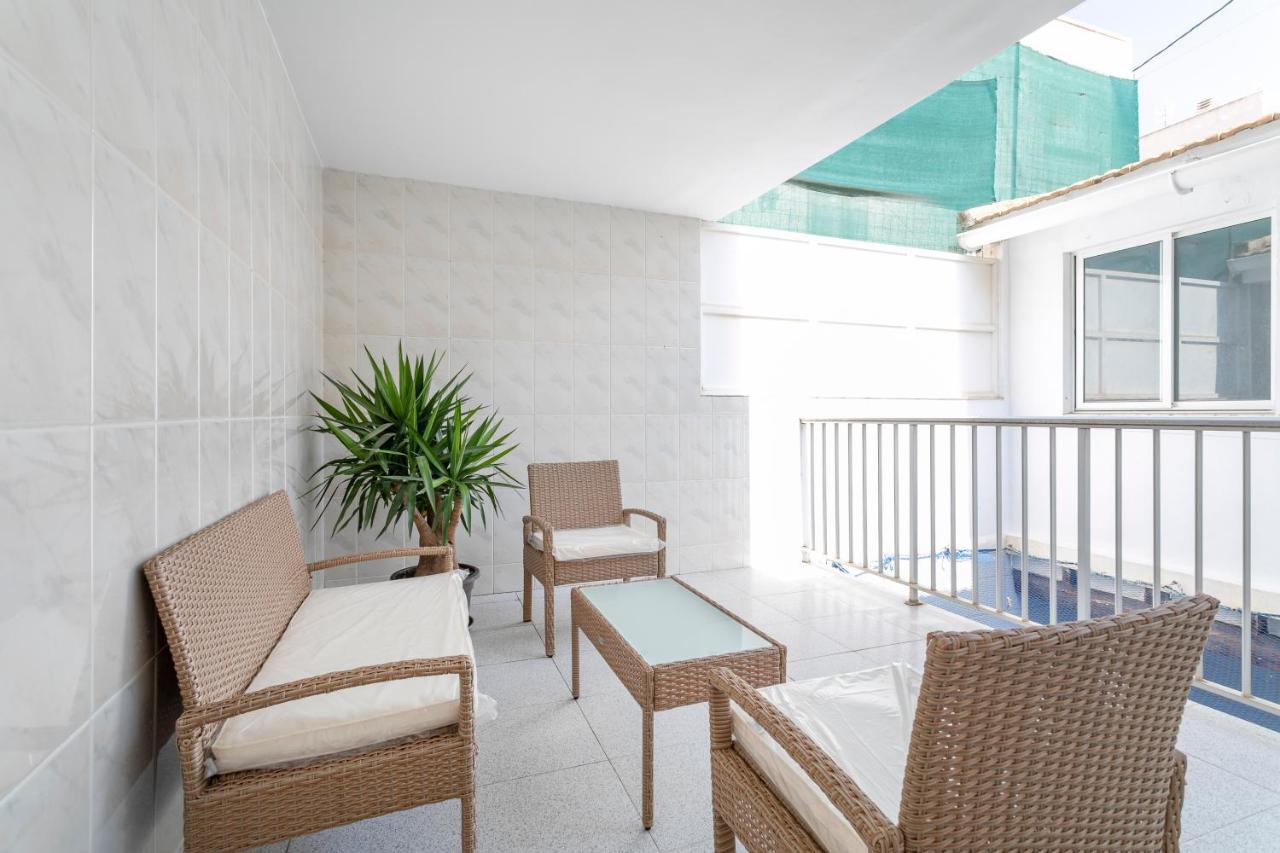 Apartment Las Cigarreras Alicante Bagian luar foto