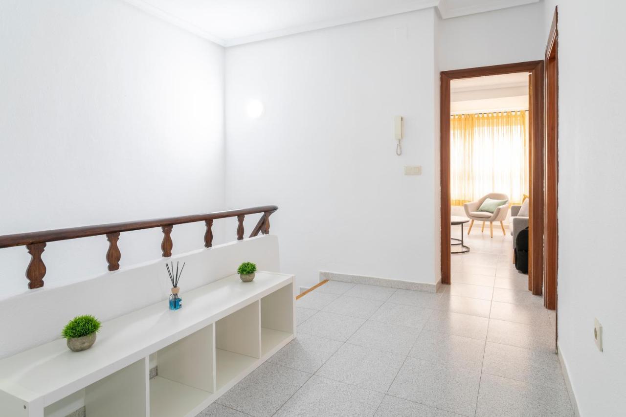 Apartment Las Cigarreras Alicante Bagian luar foto