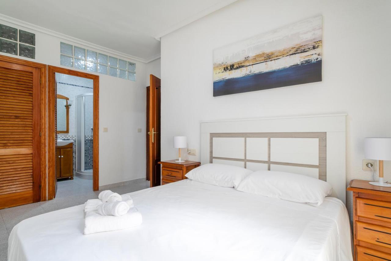 Apartment Las Cigarreras Alicante Bagian luar foto